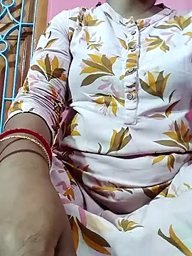 Sonia  21 online show from 03-11-26, 07:36