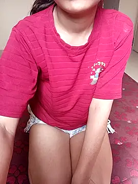 Divya3107 online show from 06-24-26, 03:27