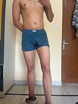 Snapshot of legend_twink chatting on 05-10-26, 06:29 legend twink online show from 05-10-26, 06:29
