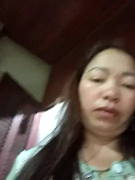 Yellow-pink online show from 04-10-26, 11:09