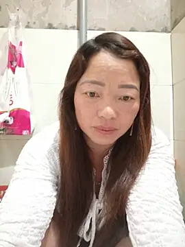 Snapshot of Yellow-pink chatting on 07-20-26, 10:56 Yellow-pink online show from 07-20-26, 10:56