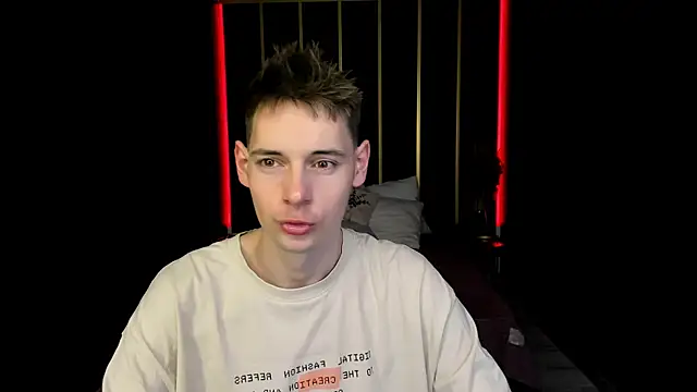 Snapshot of Martin_Perry chatting on 05-23-26, 08:57 Martin Perry online show from 05-23-26, 08:57