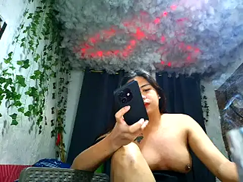 Snapshot of verdanalady chatting on 03-13-26, 01:23 verdanalady online show from 03-13-26, 01:23