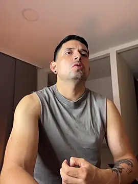 TroyeSavage online show from 04-09-26, 10:09