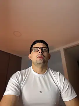 TroyeSavage online show from 05-10-26, 11:26