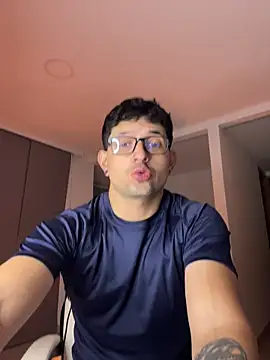 TroyeSavage online show from 05-29-26, 10:35