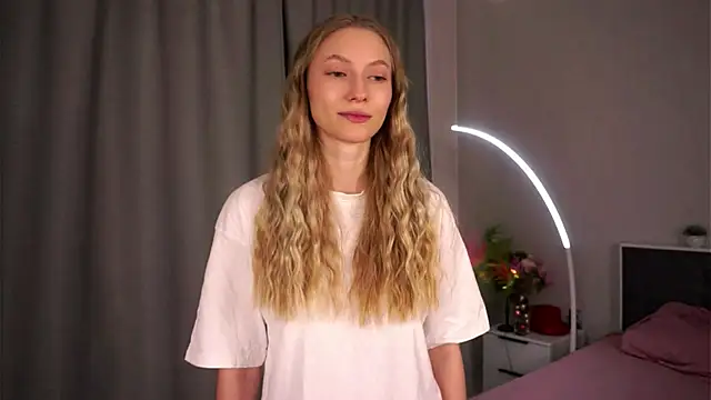 ShaeCoen online show from 03-10-26, 05:12