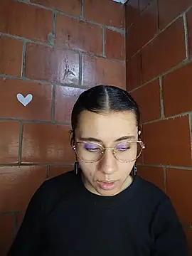 Snapshot of Amanda_x1 chatting on 06-09-26, 09:04 Amanda x1 online show from 06-09-26, 09:04