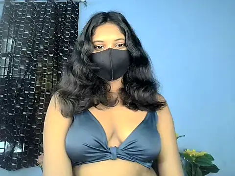 Snapshot of KASHISH_SINGH_ chatting on 05-05-26, 04:42 KASHISH SINGH online show from 05-05-26, 04:42