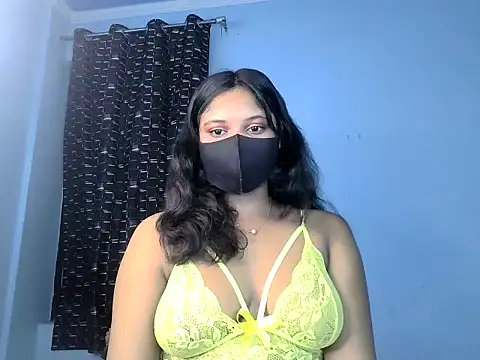 Snapshot of KASHISH_SINGH_ chatting on 05-20-26, 04:13 KASHISH SINGH online show from 05-20-26, 04:13