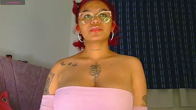 Snapshot of alessia_temptation chatting on 07-14-26, 07:46 alessia temptation online show from 07-14-26, 07:46