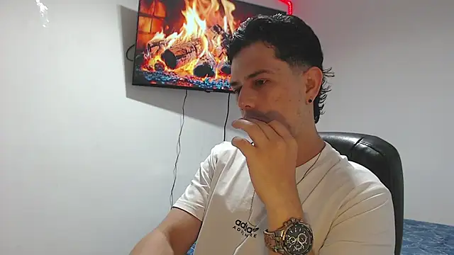 JUAN CAMILOXXX online show from 04-16-26, 03:51