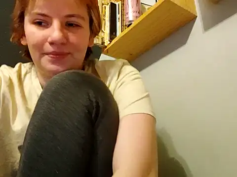 Snapshot of thatcutesubgirlwlw chatting on 03-16-26, 05:28 thatcutesubgirlwlw online show from 03-16-26, 05:28