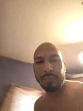 Snapshot of 2smooth91 chatting on 03-17-26, 03:26 2smooth91 online show from 03-17-26, 03:26