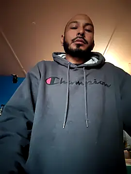 Snapshot of 2smooth91 chatting on 03-18-26, 01:03 2smooth91 online show from 03-18-26, 01:03