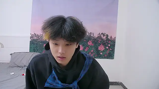 icecream-002 online show from 04-09-26, 11:26