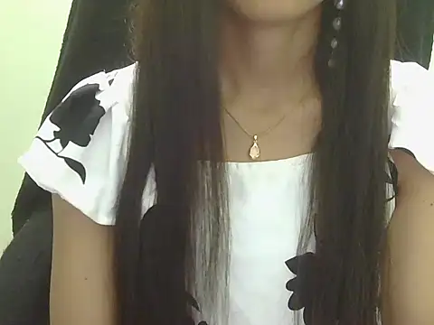Snapshot of Lovely_Ananta chatting on 07-25-26, 04:15 Lovely Ananta online show from 07-25-26, 04:15