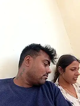 Tomjenny1 online show from 03-10-26, 04:28