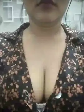 Snapshot of Chandrika_Yadav chatting on 07-05-26, 04:36 Chandrika Yadav online show from 07-05-26, 04:36