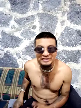 Snapshot of itsdaddyjeey chatting on 03-10-26, 05:34 itsdaddyjeey online show from 03-10-26, 05:34