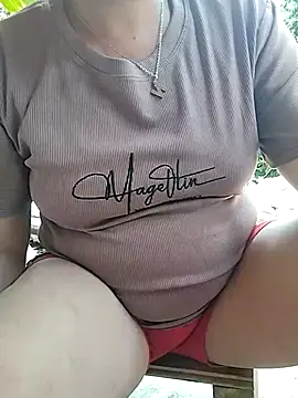 Min-in online show from 06-24-26, 06:34