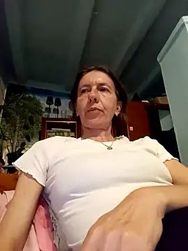 Snapshot of Tania9876 chatting on 05-09-26, 08:03 Tania9876 online show from 05-09-26, 08:03