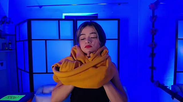 Snapshot of Catalina_soul chatting on 06-09-26, 01:23 Catalina soul online show from 06-09-26, 01:23
