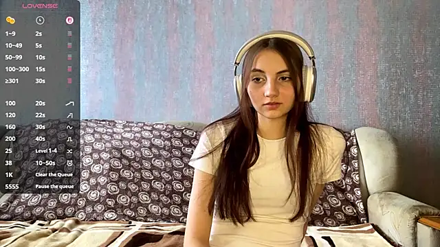 AlisaBloom online show from 03-19-26, 09:13