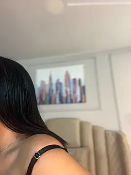 Bella-Ferrer online show from 04-25-26, 06:27