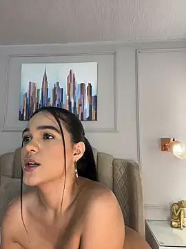 Snapshot of Bella-Ferrer chatting on 05-04-26, 06:59 Bella-Ferrer online show from 05-04-26, 06:59