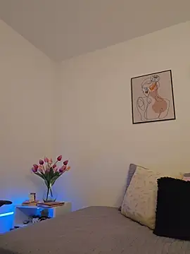 Victoria Evanss online show from 04-17-26, 09:51