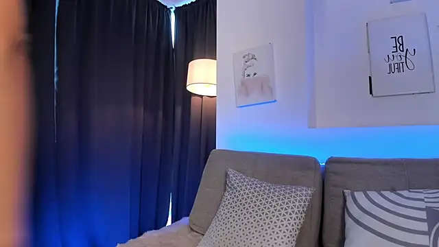 Zoey monroe online show from 07-22-26, 01:36