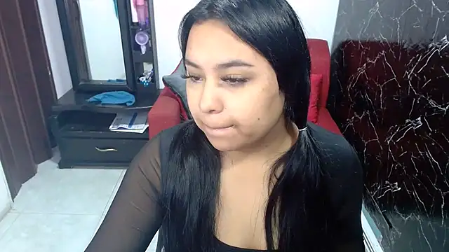 candymorena69 online show from 07-06-26, 12:46