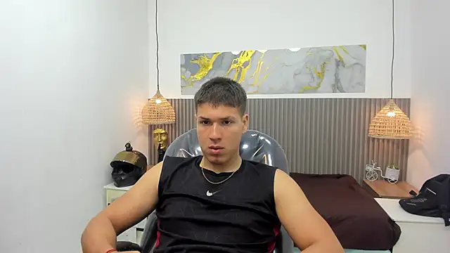 AlessandroFranco online show from 05-12-26, 01:30