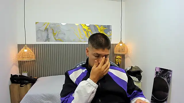 AlessandroFranco online show from 06-10-26, 01:21