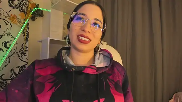 Snapshot of Laughing_Natty chatting on 03-21-26, 04:39 Laughing Natty online show from 03-21-26, 04:39