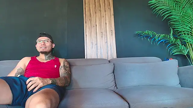 angelstream online show from 04-10-26, 01:05