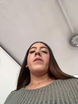 Snapshot of Electra_Pinkk chatting on 05-31-26, 02:13 Electra Pinkk online show from 05-31-26, 02:13