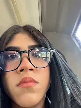 Snapshot of Dakota-baby chatting on 03-16-26, 08:13 Dakota-baby online show from 03-16-26, 08:13