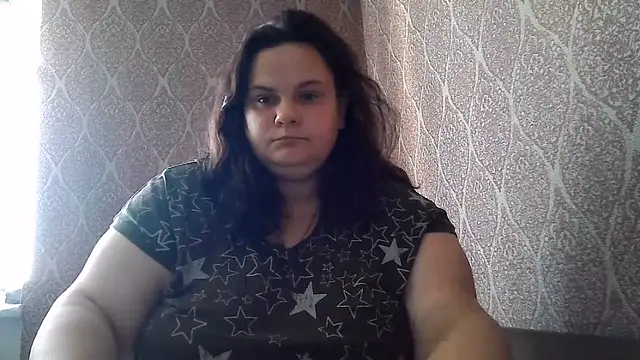 Snapshot of DollyGersonn chatting on 06-13-26, 02:48 DollyGersonn online show from 06-13-26, 02:48