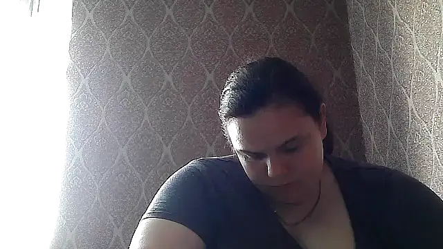 Snapshot of DollyGersonn chatting on 06-17-26, 05:43 DollyGersonn online show from 06-17-26, 05:43