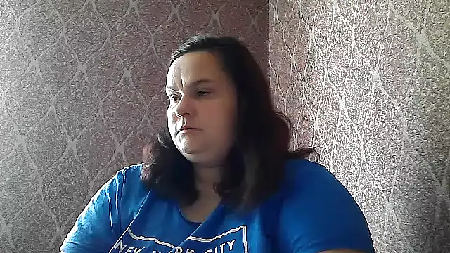 Snapshot of DollyGersonn chatting on 06-18-26, 06:02 DollyGersonn online show from 06-18-26, 06:02
