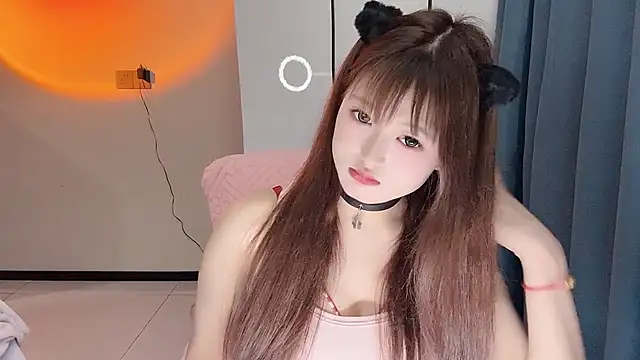 Snapshot of winnie-ww chatting on 04-23-26, 12:29 winnie-ww online show from 04-23-26, 12:29