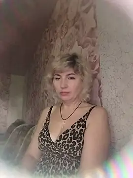 Snapshot of NataLilu826 chatting on 06-08-26, 01:22 NataLilu826 online show from 06-08-26, 01:22
