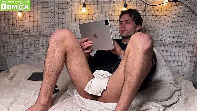 Snapshot of Daniel_Vibe chatting on 03-12-26, 11:38 Daniel Vibe online show from 03-12-26, 11:38