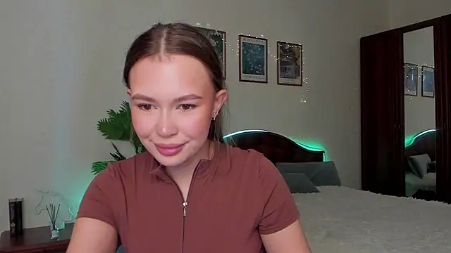 kittiangel00 online show from 03-18-26, 12:19