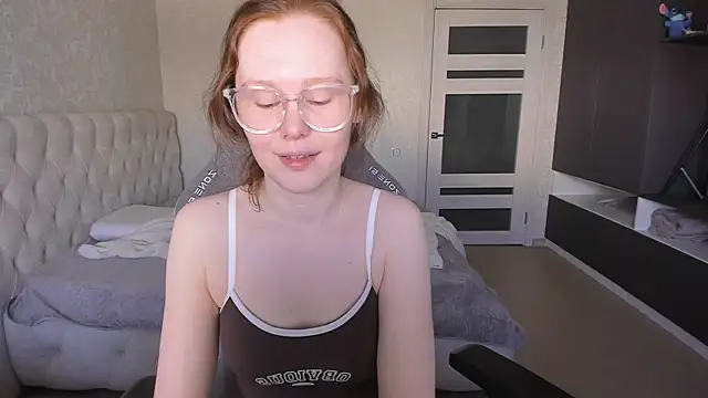 Snapshot of NikiCozy chatting on 05-01-26, 03:44 NikiCozy online show from 05-01-26, 03:44