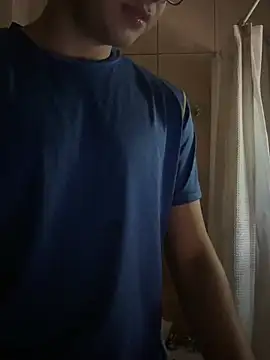 Snapshot of jossmacsi chatting on 04-18-26, 02:54 jossmacsi online show from 04-18-26, 02:54