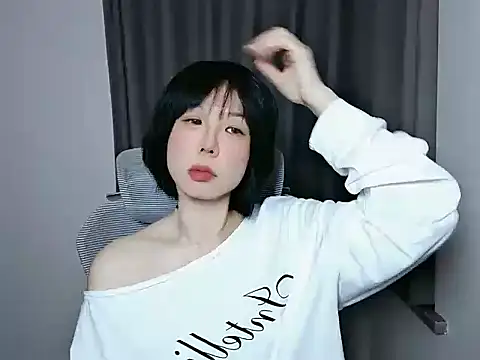 lin lin 520 520 online show from 03-13-26, 03:40