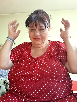 Snapshot of HotMilf80 chatting on 06-27-26, 06:18 HotMilf80 online show from 06-27-26, 06:18